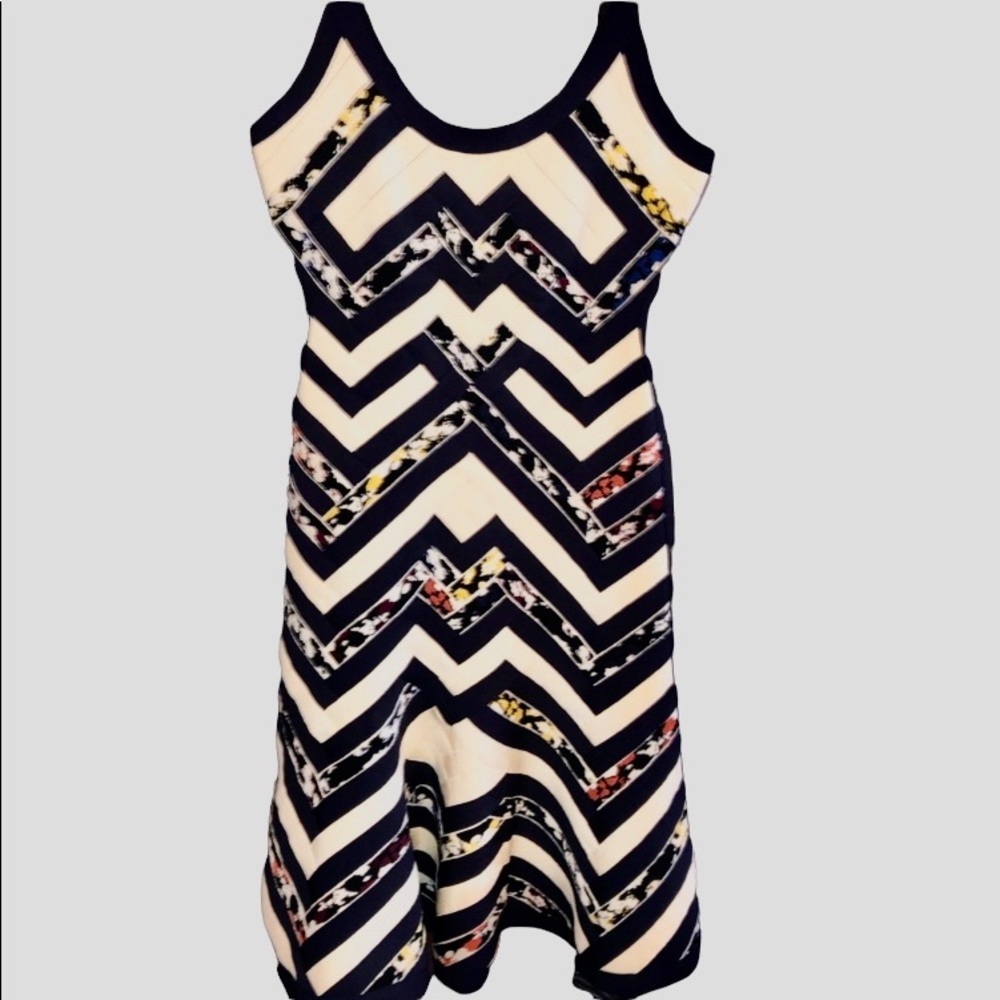 🌸 Herve Leger Bandage Dress Size XS multi Color  🛑 LOWEST PRICE ❤️
